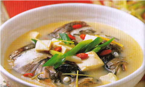 咸鱼头豆腐汤.jpg